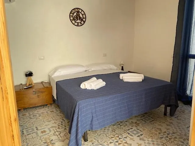 Konukevi La Torre Dei Colombo Otel Baunei İtalya